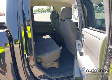 2022 Nissan Frontier Sv 4X4 z USA, uszkodzony, nr VIN 1N6ED1EKXNN603667